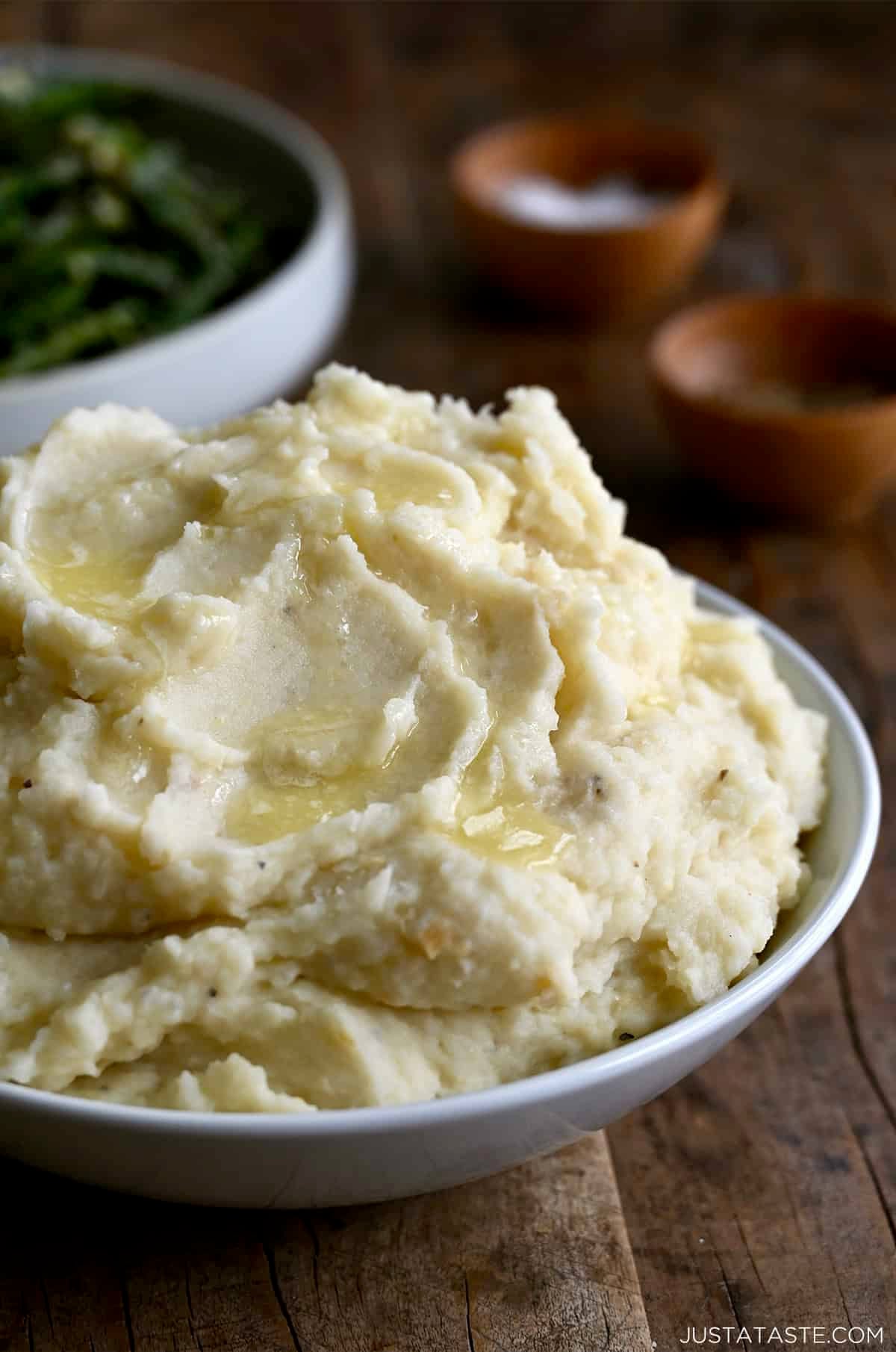 Creamy, Buttery Bliss: Roasted Garlic Mashed Potatoes That Steal the Show